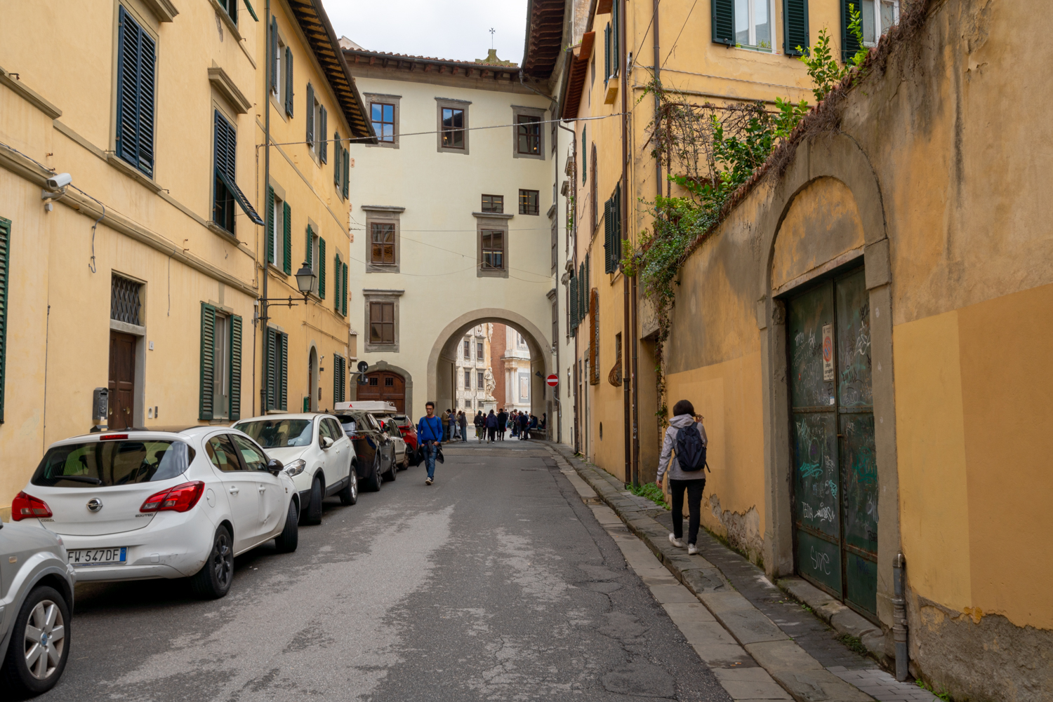 empty streets in pisa italy